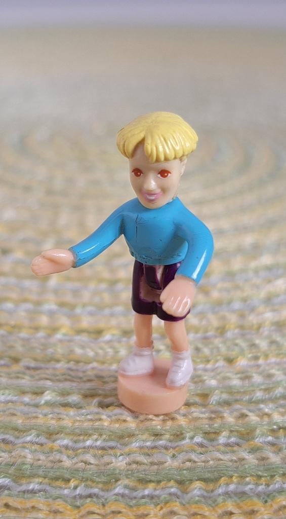 Polly Pocket - Figuurtje - Magic Movin' Sports Shop, Ophalen of Verzenden, Gebruikt