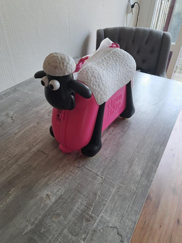 Zeer leuke shaun the sheep rijdende  trolley koffer, Ophalen of Verzenden, Zo goed als nieuw