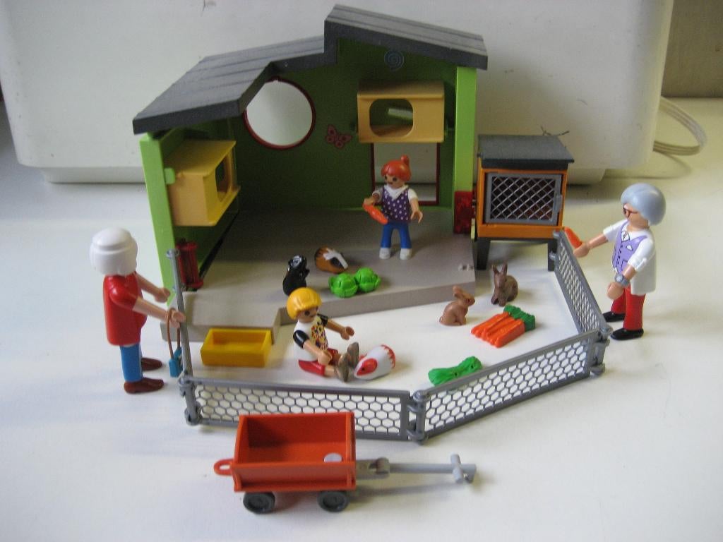 playmobil set kinderen met opa en oma bij de knaagdieren, Ophalen of Verzenden, Zo goed als nieuw