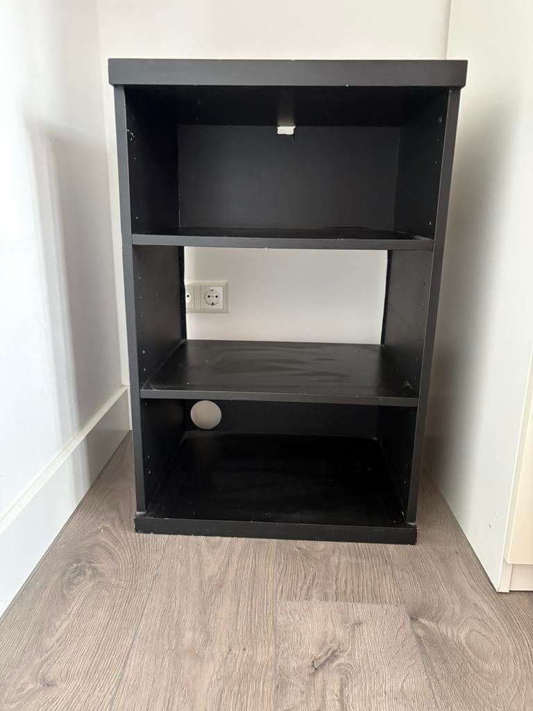 Zwart kastje, Ophalen, Zo goed als nieuw, Minder dan 45 cm, 55 tot 70 cm