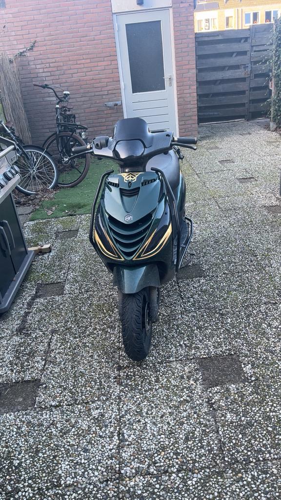 zip kappenset., Fietsen en Brommers, Scooters | Piaggio, Ophalen, Zo goed als nieuw, Benzine, Zip