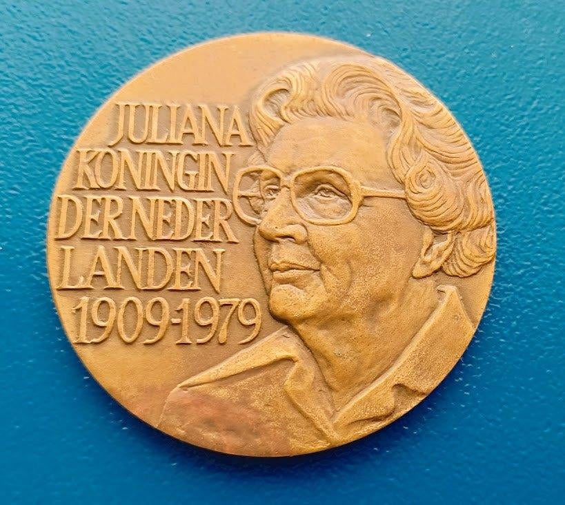 Penning Koningin Juliana 70 jaar - 1979, Postzegels en Munten, Verzenden, Brons, Nederland