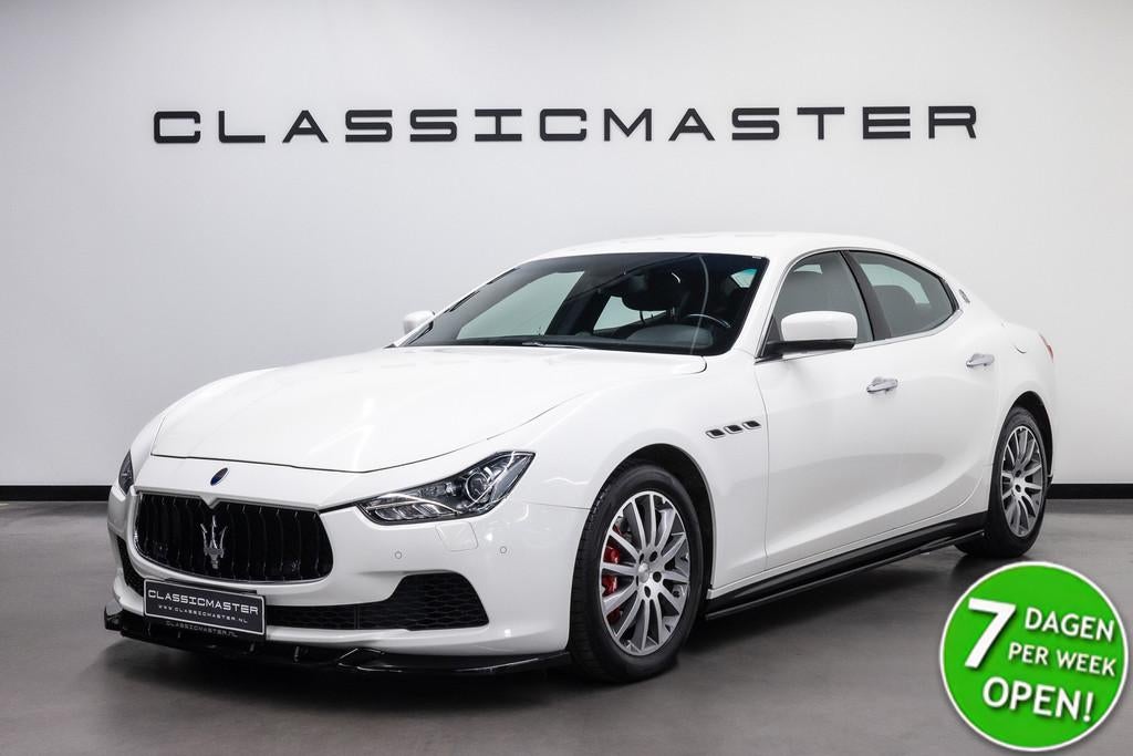 Maserati Ghibli 3.0 S Q4 (bj 2015, automaat), Auto's, Automaat, Euro 5, Gebruikt, Zwart