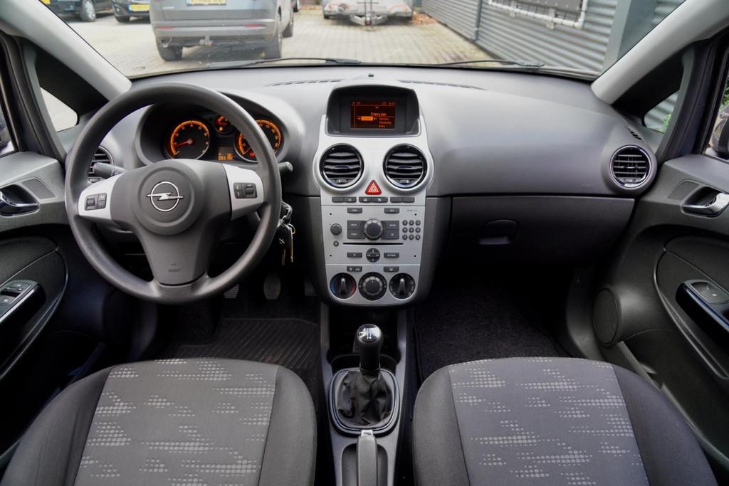 Opel Corsa 1.2-16V Business+ 5DRS AIRCO AUX NETTE AUTO, Voorwielaandrijving, Gebruikt, Zwart, 4 cilinders
