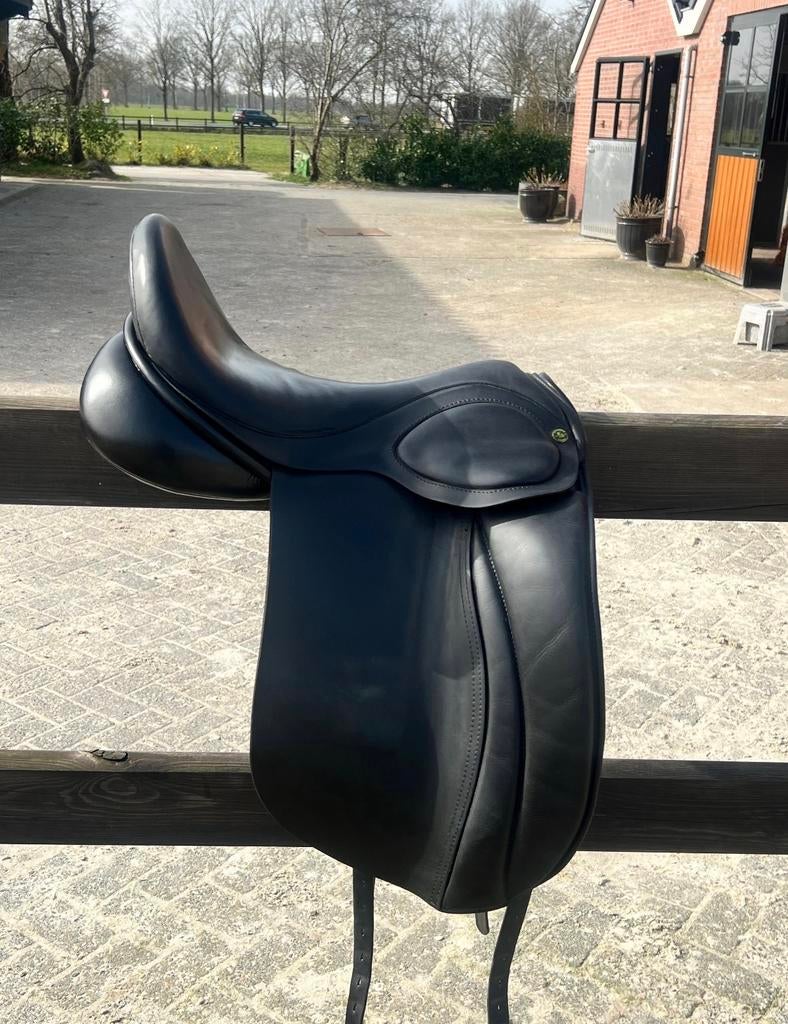 Hulsebos dressuurzadel WB4, Ophalen of Verzenden, Gebruikt, Dressuur