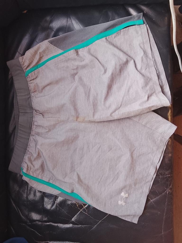 Under Armour sportshorts, Ophalen of Verzenden, Zo goed als nieuw, Under Armour