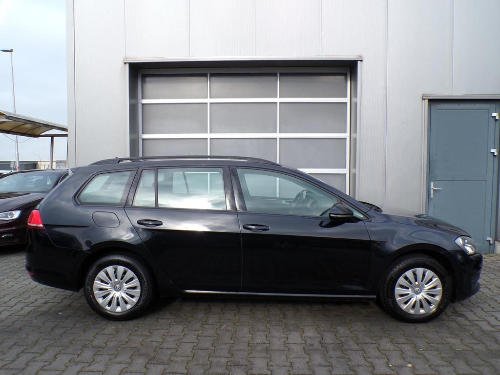 Volkswagen Golf Variant 1.6 TDI Comfortline|Cruise|Nav|Trekh, Auto's, Volkswagen, Voorwielaandrijving, Gebruikt, 4 cilinders, Zwart