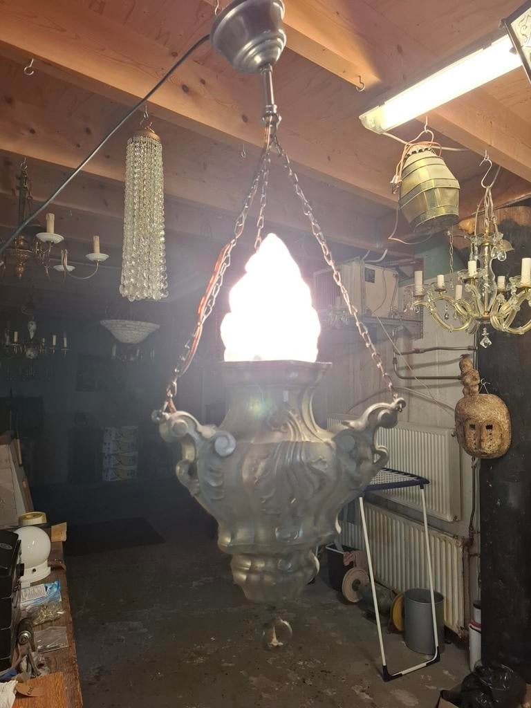 Oude godslamp met kettingen, Ophalen of Verzenden