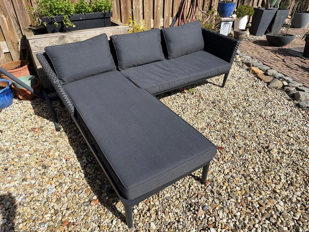Moderne Wicker Loungeset met Donkergrijze Kussens, Ophalen, 4 zitplaatsen, Zo goed als nieuw, Loungeset