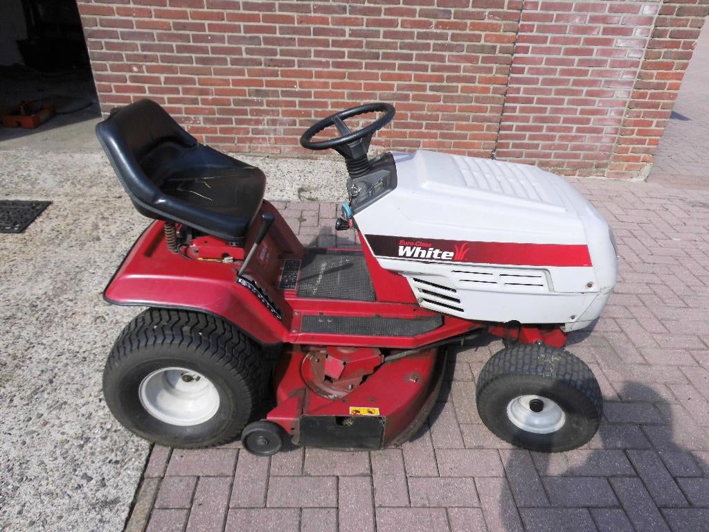 Zitmaaier MTD White  L 130, Ophalen, Gebruikt, MTD, Versnellingen