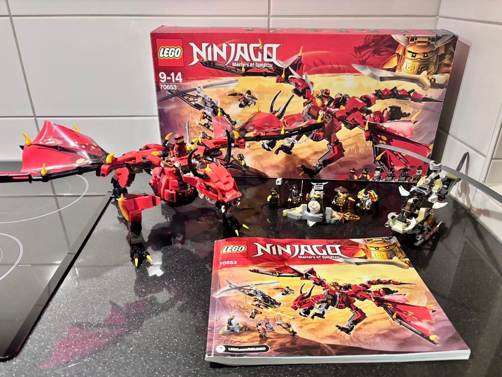 LEGO Ninjago 70653 Firstbourne, met doos, Ophalen of Verzenden, Zo goed als nieuw