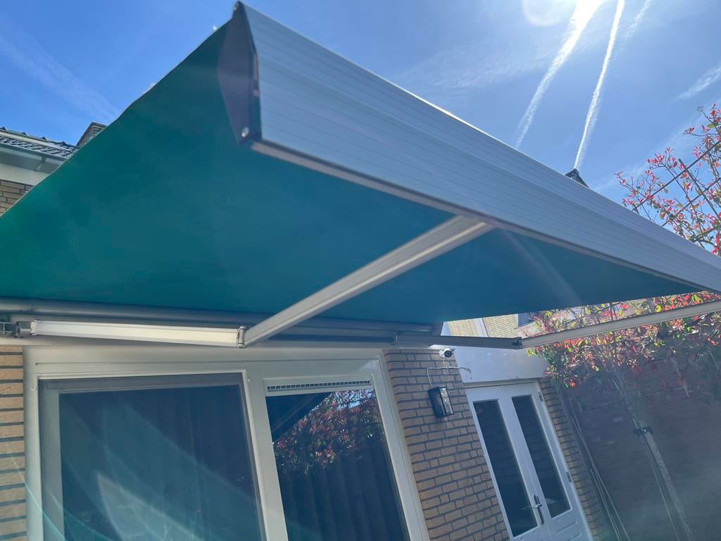 Zonneluifel electrisch zonnescherm luifel, Ophalen, Gebruikt, Elektrisch, 150 tot 300 cm