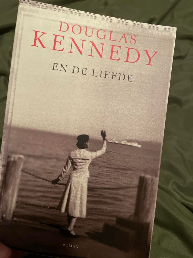 Douglas Kennedy - En de Liefde, Boeken, Ophalen of Verzenden, Gelezen, Nederland