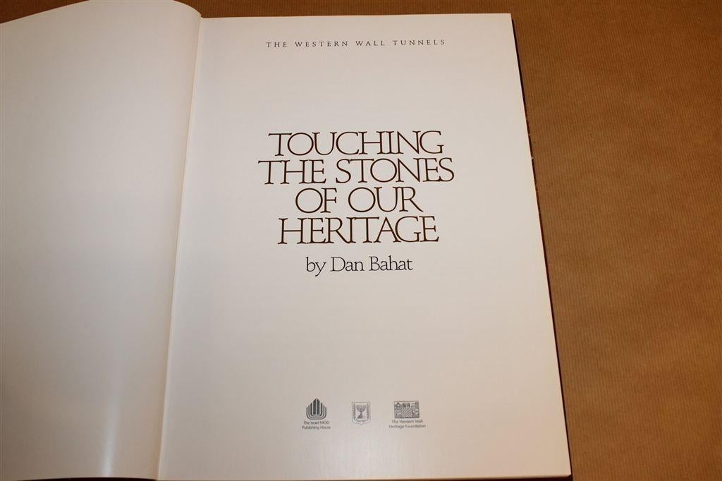 Klaagmuur Tunnels Jeruzalem — Archeologie [EN], Boeken, Ophalen of Verzenden, Zo goed als nieuw, Europa