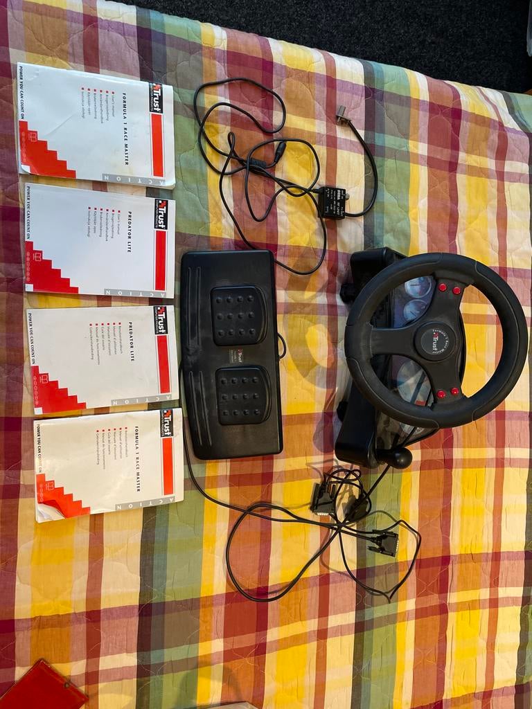 Trust Formule 1 Race Master stuur en pedalen voor PC, Ophalen of Verzenden, Gebruikt, Racen en Vliegen