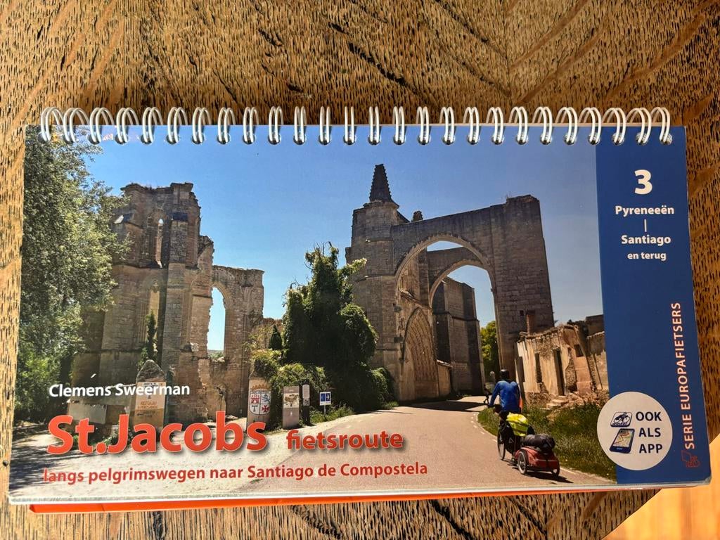 St. Jacobs fietsroute deel 3 Pyreneeën Santiago, Overige merken, Fiets- of Wandelgids, Europa, Ophalen of Verzenden