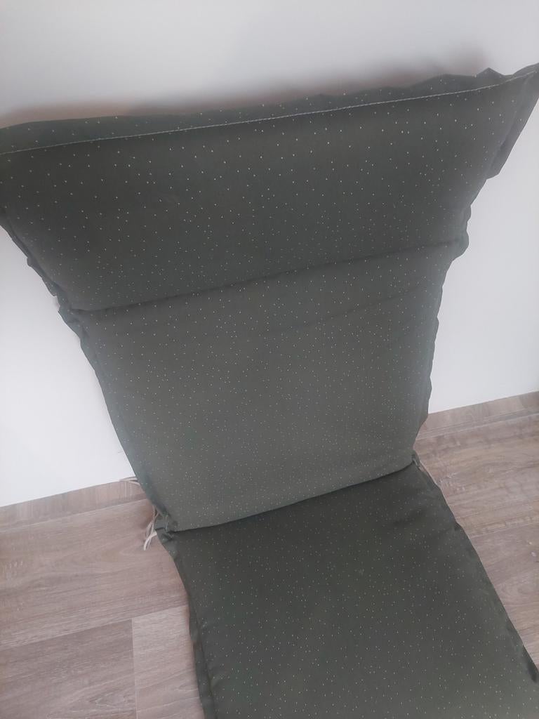 4x Groene stoelkussens / ligbedkussen met stippen, Caravans en Kamperen, Ophalen of Verzenden, Gebruikt, 1-persoons