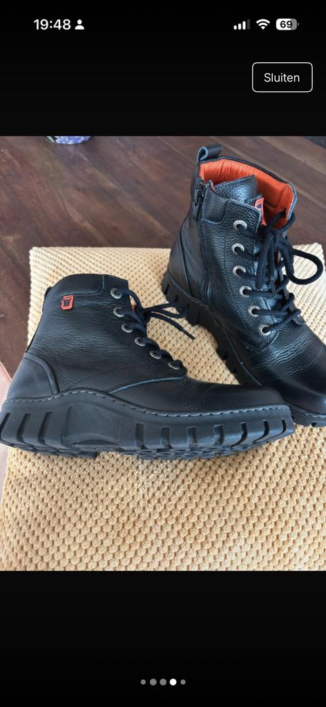 Nieuwe Mag 38 te klein gekocht, Zwart, Overige typen, Ophalen of Verzenden, Zo goed als nieuw