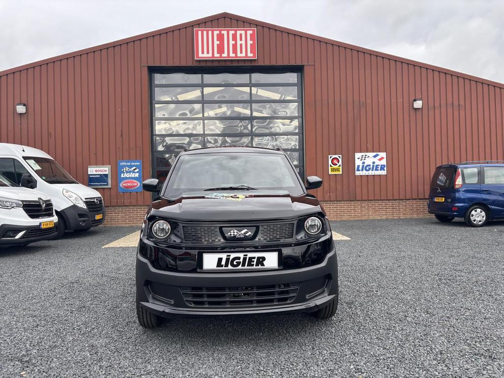 Ligier MYLI NIEUW EV R.EBEL 12.42KWH EDITION 100% ELEKTRISCH, Auto's, Euro 5, 8 pk, Gebruikt, Zwart