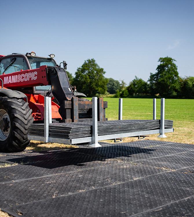 TE HUUR: kunstof rijplaten, Ophalen