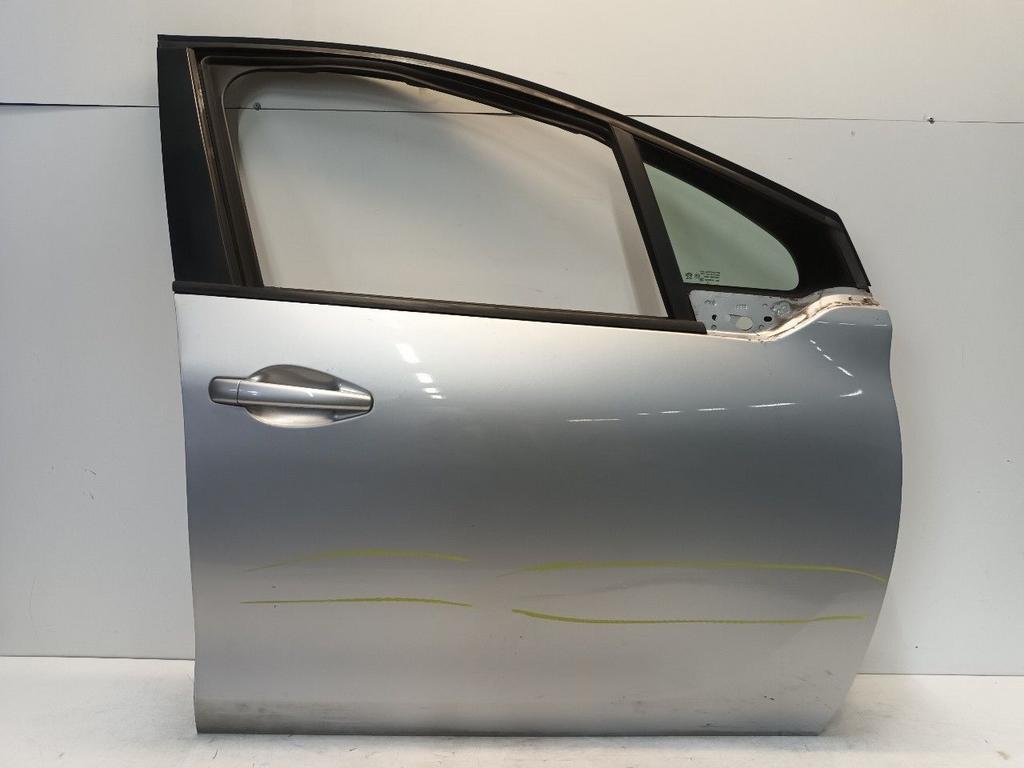 Portier rechts voor Peugeot 208, Onderdelen@venauto.nl, Van der Ven Autorecycling B.V., Gebruikt, Ettenseweg 76, 4706 PB Roosendaal, The Netherlands