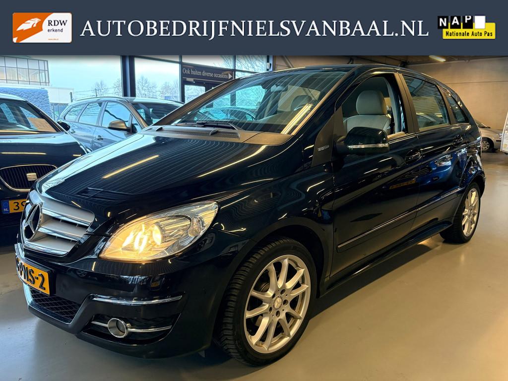 Mercedes-Benz B-klasse 180 BlueEFFICIENCY Business CLass, Voorwielaandrijving, Euro 5, 15 km/l, Gebruikt