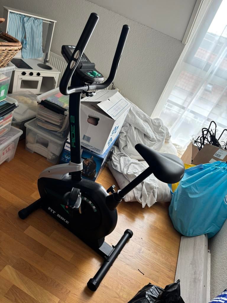 Hometrainer zo goed als nieuw, Ophalen, Zo goed als nieuw, Hometrainer