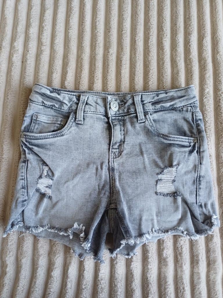 Spijker korte broek maat 134, Kinderen en Baby's, Kinderkleding | Maat 134, Broek, C&A, Meisje, Ophalen of Verzenden