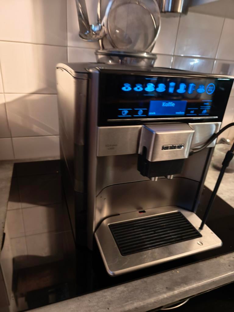 Siemens EQ6 plus s500 koffiemachine, Witgoed en Apparatuur, Koffiezetapparaten, Ophalen, Gebruikt, Koffiemachine, Koffiebonen