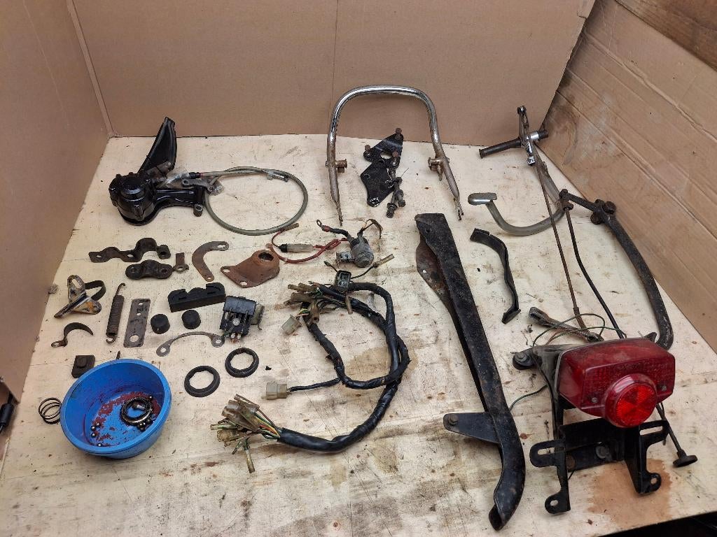 Honda cb200 onderdelen (cb 200 250 350 450 cb750  O2, Motoren, Ophalen, Gebruikt, ., .