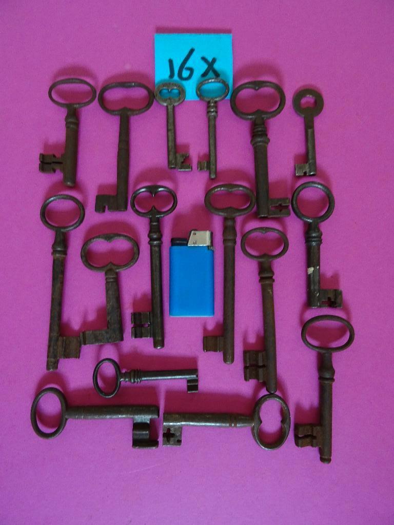 16 OUDE ANTIEKE SLEUTELS SLOT SLOTEN KAST DEUR SLEUTEL, Antiek en Kunst, Curiosa en Brocante, Ophalen of Verzenden