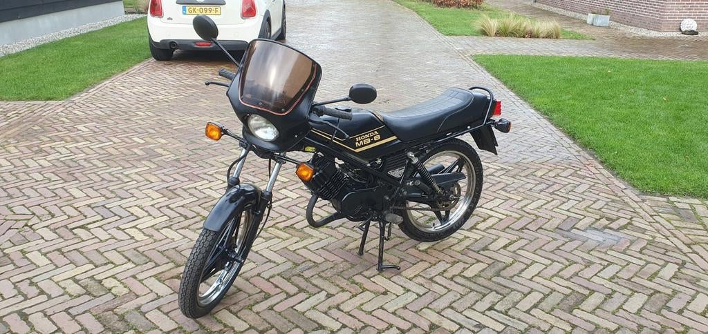 Originele onverprutste Honda mb8 100cc met duitse papieren, Overige merken, Ophalen of Verzenden, 100 cc, 5 versnellingen