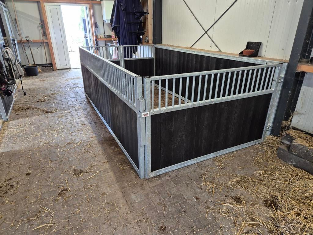 Ponybox ponystal ponyboxen ponystallen