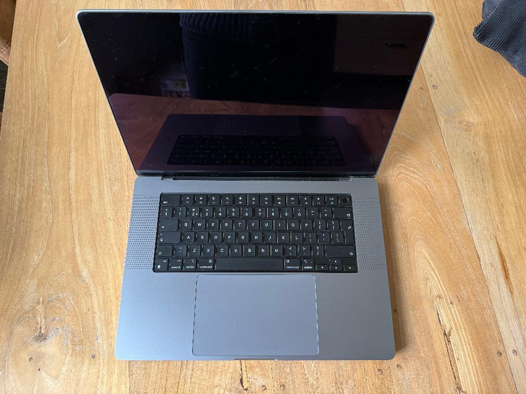 MacBook Pro M1 Max | 64GB RAM | 2TB SSD | Powerhouse, MacBook Pro, 1 TB of meer, 64 GB of meer, Qwerty