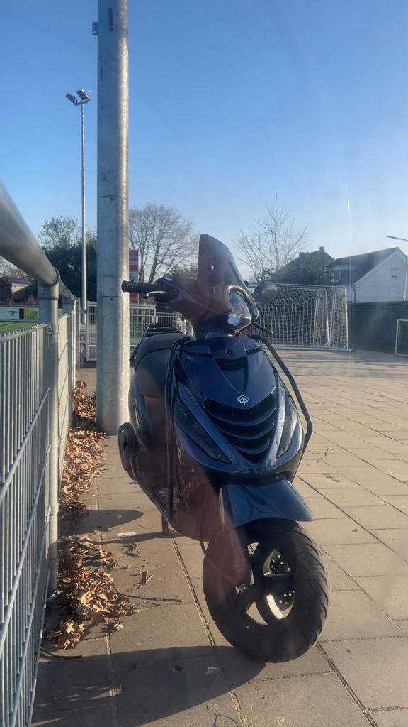 Zip 50cc 4t ruil/kopen, Maximaal 45 km/u, Zip, Ophalen of Verzenden, Zo goed als nieuw