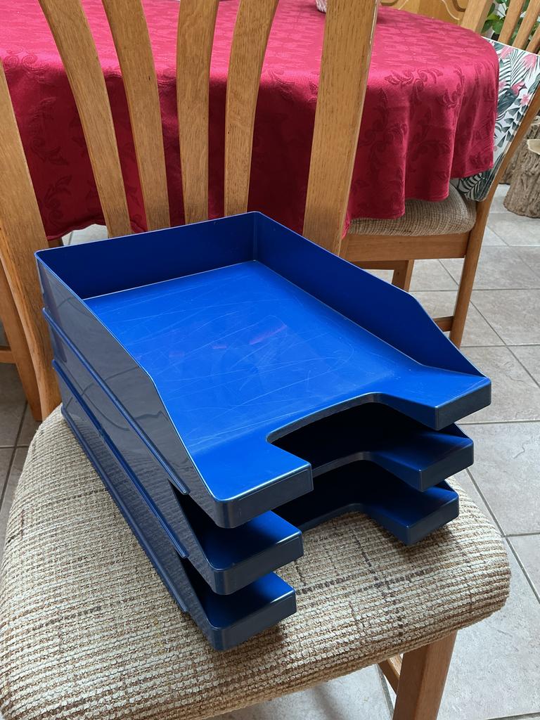 Brievenbakjes A4 blauw, Ophalen, Gebruikt