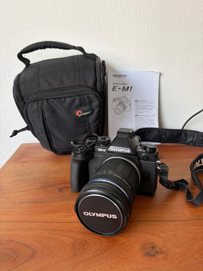 Olympus E-M1 digitale camera met accessoires, Spiegelreflex, Ophalen of Verzenden, Zo goed als nieuw, Olympus