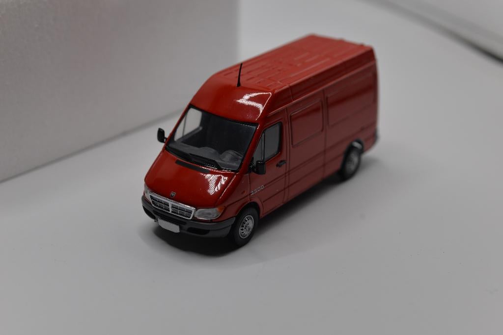 Eligor Dodge 2500 1:43 nieuw, Mercedes sprinter rood, Overige merken, -, Nieuw, Ophalen of Verzenden