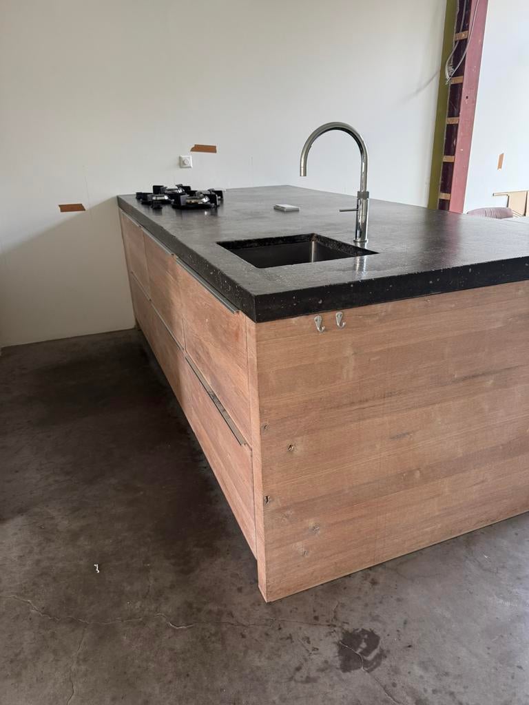 Mooi goed werkend Kookeiland, industrieel massief eiken,, Ophalen, Gebruikt, Overige typen, Overige kleuren