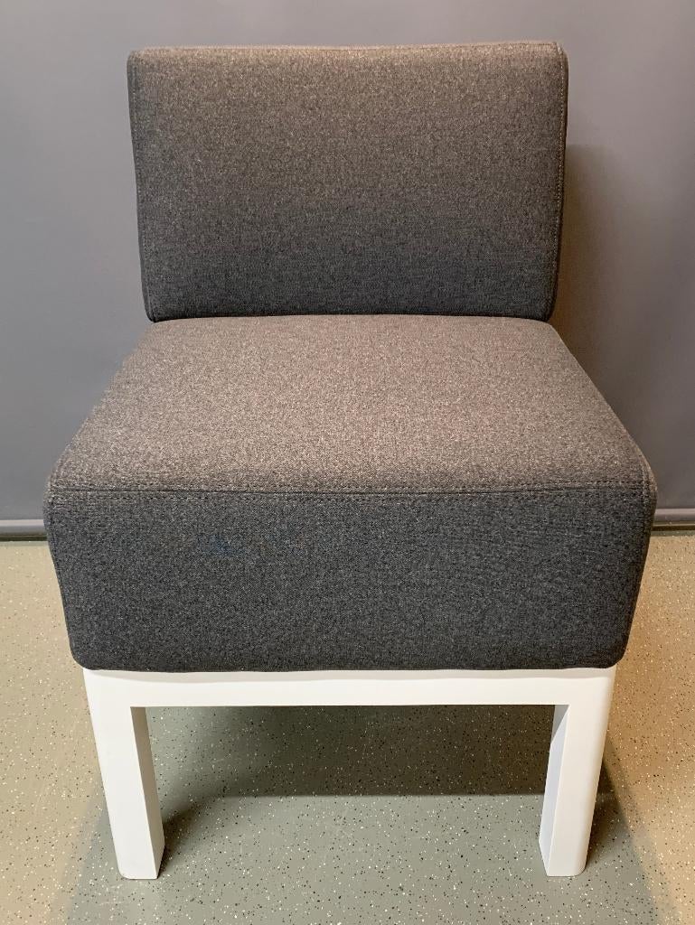 Nieuwstaat Piet Boon stoel fauteuil twv € 1110,00!