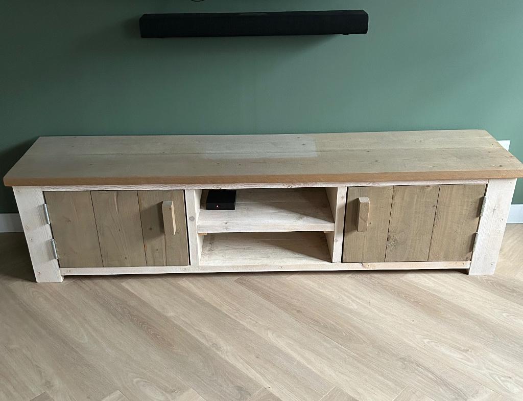Steigerhouten tv meubel, Ophalen, 150 tot 200 cm, Zo goed als nieuw, Minder dan 100 cm