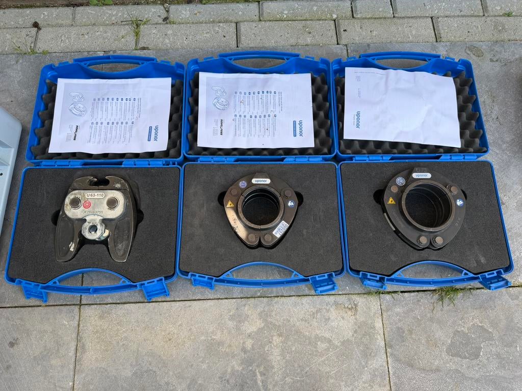 Uponor persbek persketting set moederbek+ 63 en 75 mm, Ophalen, Zo goed als nieuw