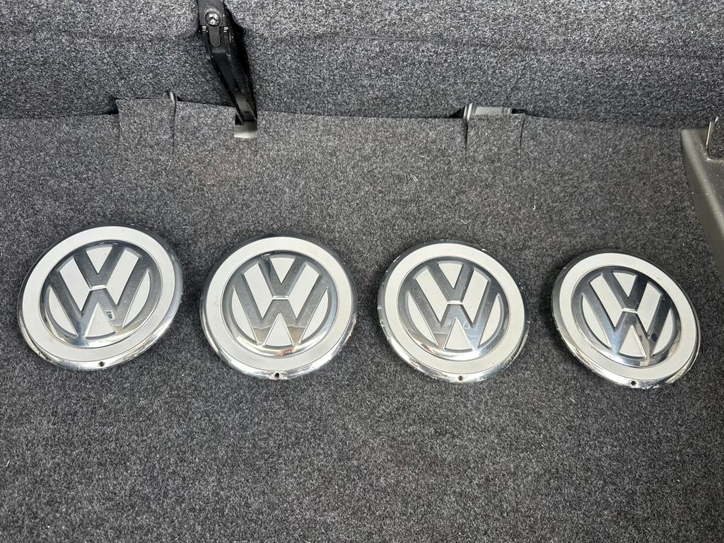 VOLKSWAGEN UP NAAFKAPPEN NAAFDOPPEN ORIGINEEL, Ophalen of Verzenden, Zo goed als nieuw
