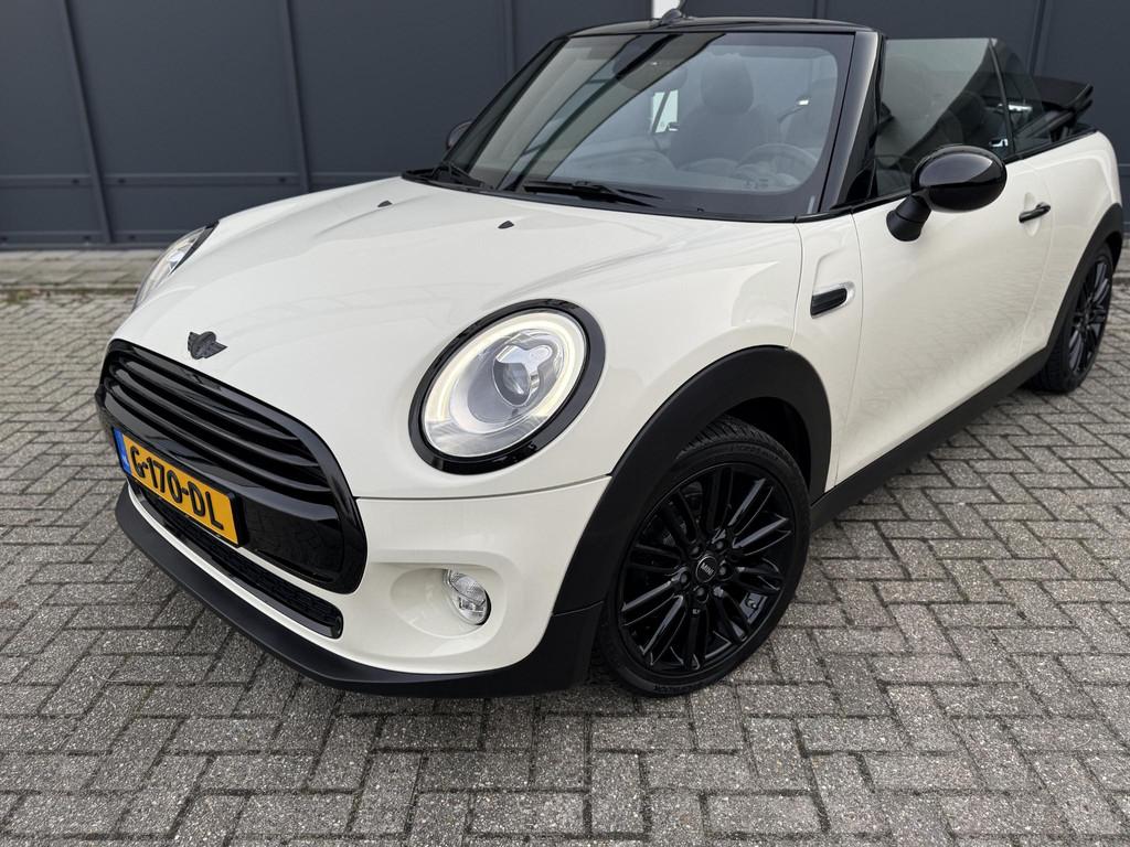 Mini Mini Cabrio 1.5 Cooper Cruise|JCW|Keyless|Stoelverwarmi, Auto's, Mini, Voorwielaandrijving, 136 pk, Gebruikt, Cabriolet