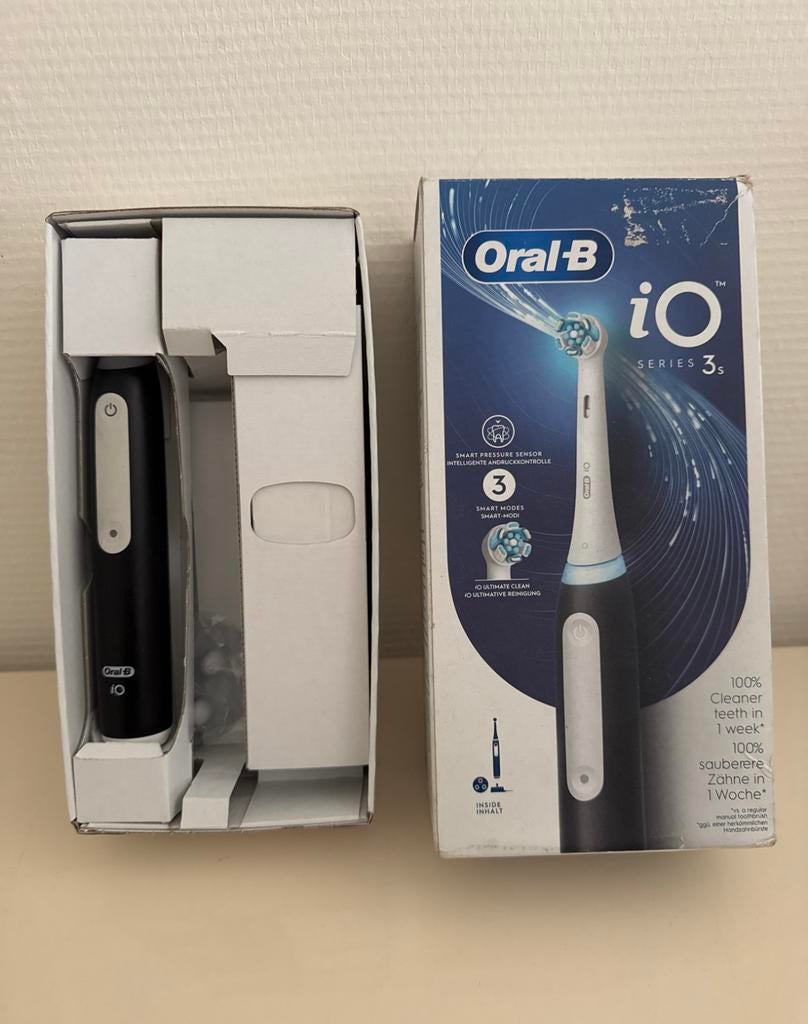 Nieuwe Oral B iO serie 3S mat zwart, Sieraden, Tassen en Uiterlijk, Uiterlijk | Mondverzorging, Ophalen of Verzenden, Zo goed als nieuw