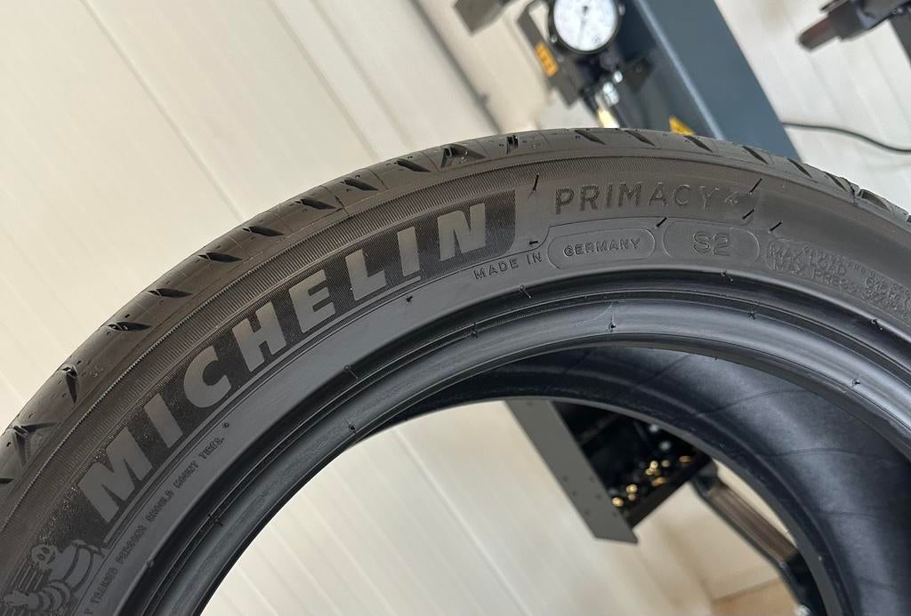 4 Stuks Michelin 225 45 17 Zomerbanden Inclusief Montage, 225/45 R17, Primacy 4, Nieuw, 17 inch