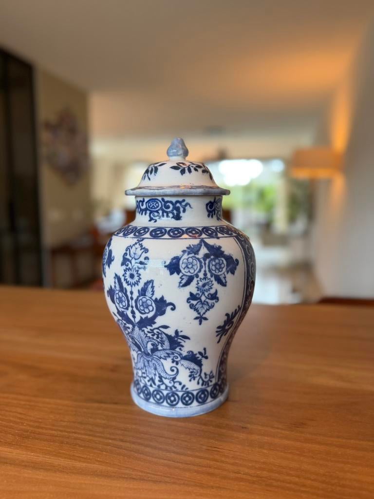 Delftsblauwe dekselvaas - Petura Regout Maastricht, Antiek en Kunst, Ophalen