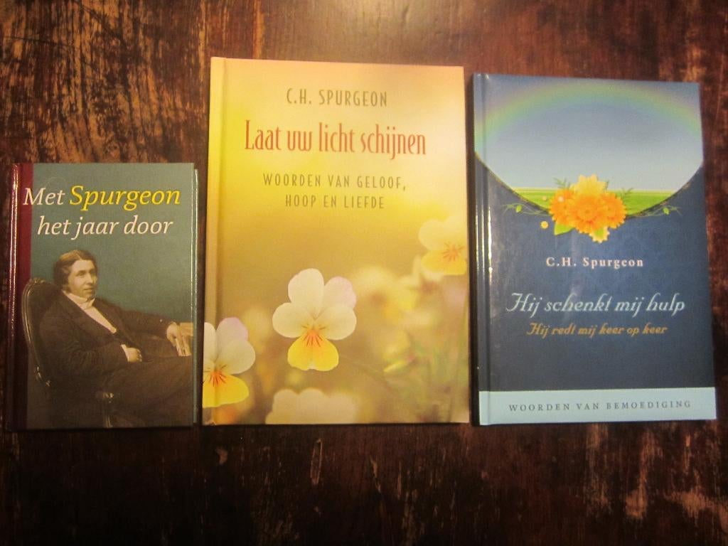 CH Spurgeon Laat uw licht/jaar door/zorgt/schenkt mij hulp, Boeken, Ophalen of Verzenden, Zo goed als nieuw, Christendom | Protestants