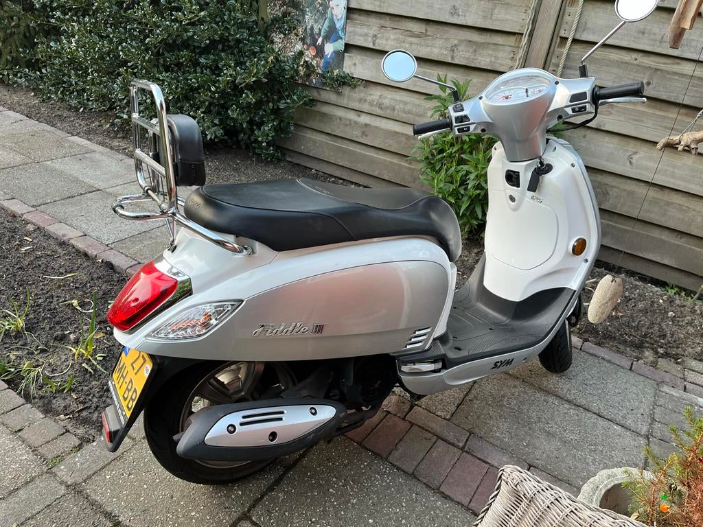 Sym Fiddle III 125cc Scooter - Zilver/Wit, Motoren, Particulier, Scooter