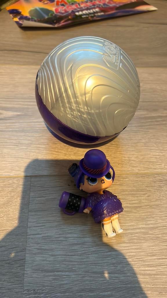 Lol suprise bal met popje, Verzamelen, Ophalen of Verzenden, Gebruikt